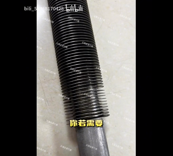 橢圓螺旋翅片管是一種高效的熱交換元件，結(jié)合了橢圓管的低阻特性和螺旋翅片的強(qiáng)化傳熱優(yōu)勢，廣泛應(yīng)用于電力、石化、空調(diào)等領(lǐng)域。如果您需要定制任何材質(zhì)的螺旋翅片管歡迎聯(lián)系北溪！